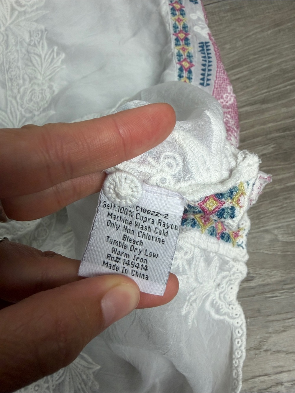 Johnny Was Rosslyn Clio Embroidered Sleeveless Button Front Top - Picture 6 of 8